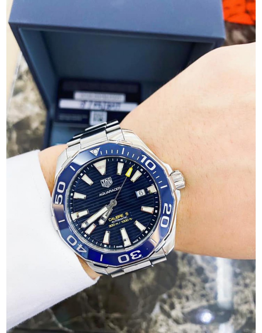 Tag heuer best sale aquaracer 43mm blue